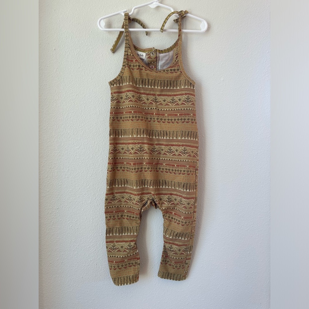Oak Meadow Kids NWOT - Knit Tie-Strap Romper in Tan Pattern
